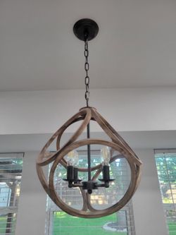 Light fixture