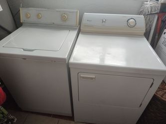 Maytag Washer and Dryer Combo