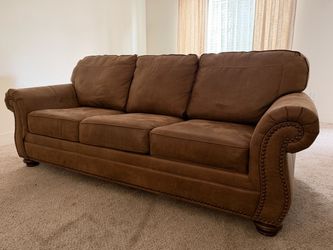 ✨ Ashley Chatterton Queen Sleeper Sofa | Earth Brown ✨