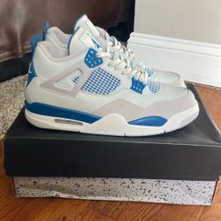 Air Jordan Military Blue 4s 