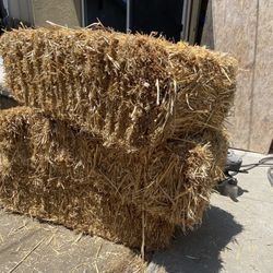 Three Haystacks Great For Western Theme Party, Cowboy Theme Or Cowgirl  🤠 Horse hay 