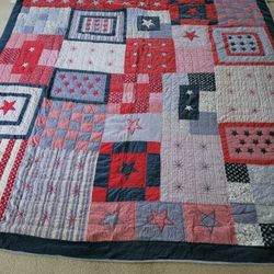 Quilt By FIELD GEAR 82X84