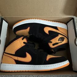 Nike Air Jordan  1