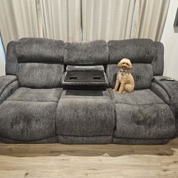 Full Size Reclining Couch With HEAT AND MASSAGERS