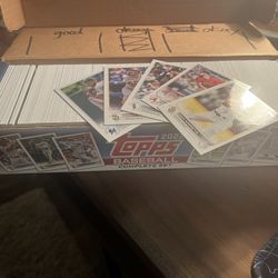 Baseball Cards Set (2022 Topps)