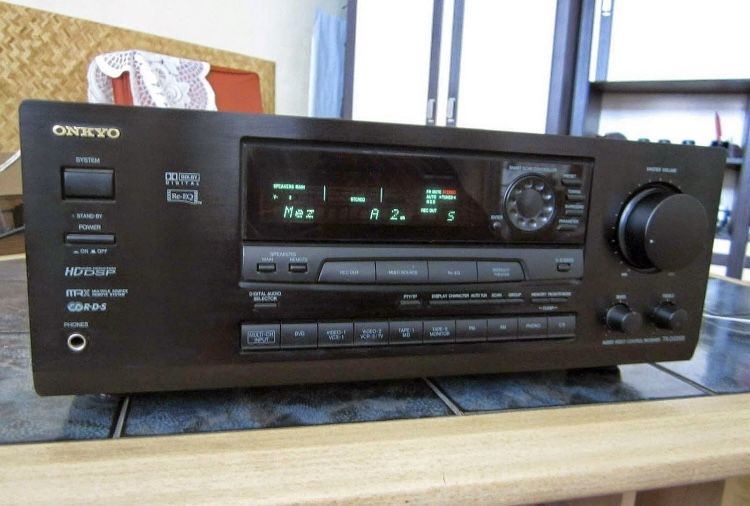 audio receiver 