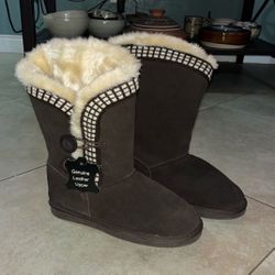 Women’s Alpine Design Annabelle Brown Suede Faux Fur Boots, Size 9