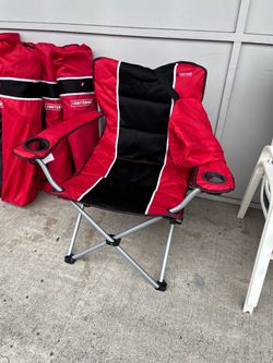 Red craftsman camp chair (in store)