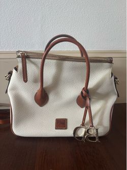 Dooney and Bourke Purse Bag