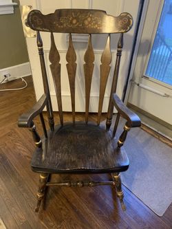 1960s Nichols and Stone Rocker With Upper Back Floral Complimented by Gold Rings
