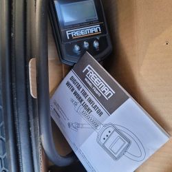 DIGITAL TIRE GAUGE 