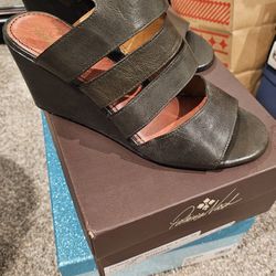 Green Patricia Nash Wedges, Size 9