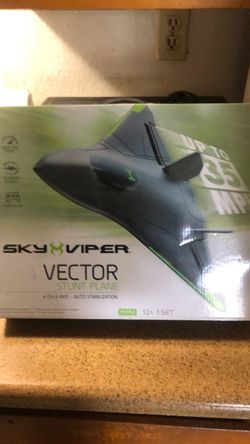 Sky viper stunt plane