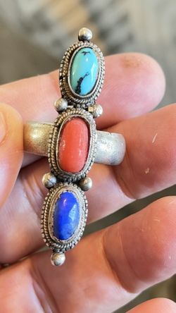 Old Sterling Silver Ring With Good Quality Turquoise,coral And Lapis Gemstones