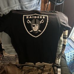 Raiders T-shirts $20  Or Trades Welcome 🫶🏻