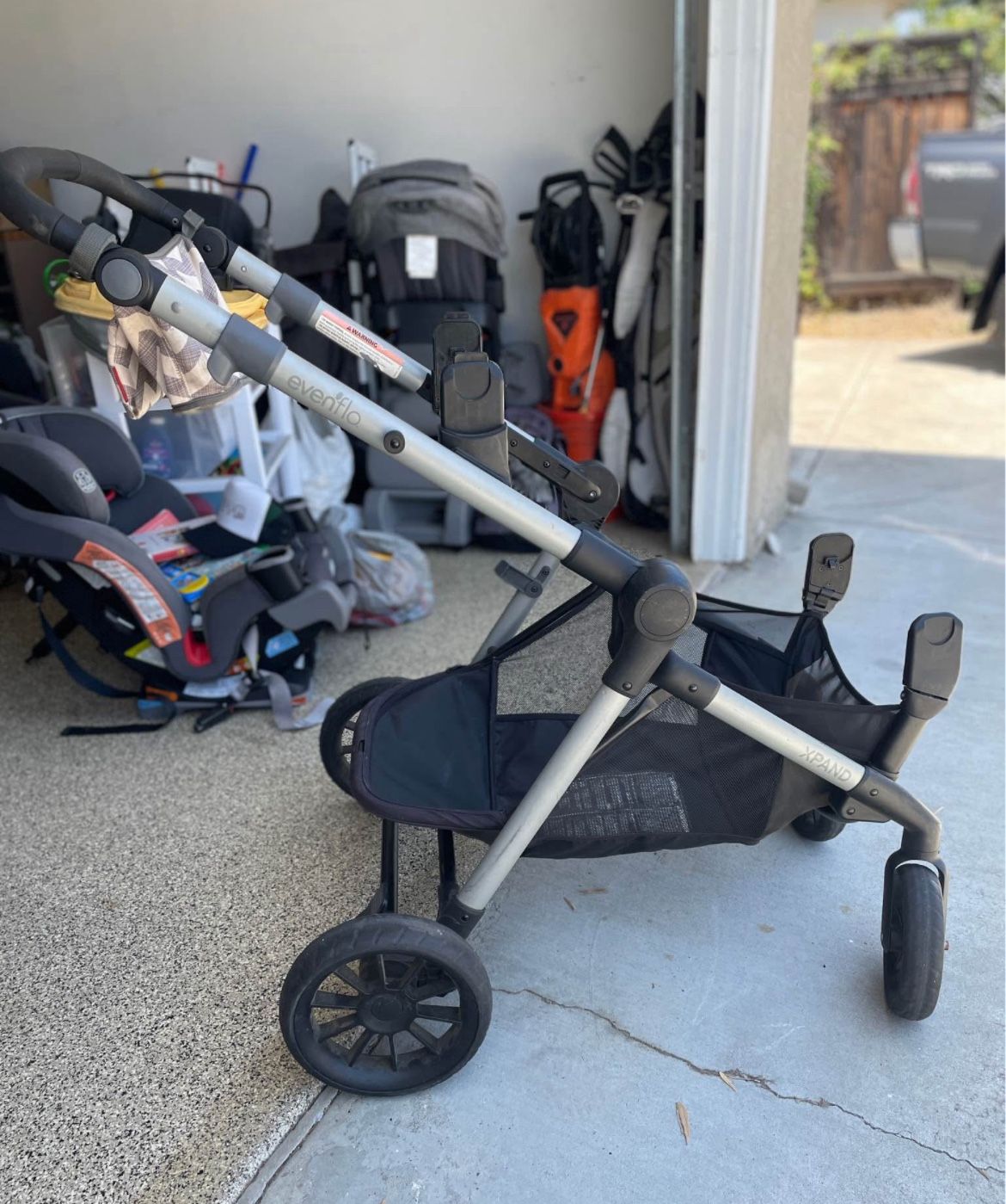Evenflo pivot expand stroller (2020)