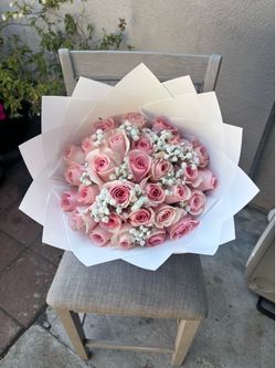Pink rose bouquet
