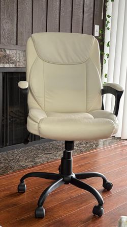 Amazon Basics Classic Puresoft Padded Mid-Back Office Computer Desk Chair with Armrest - Cream