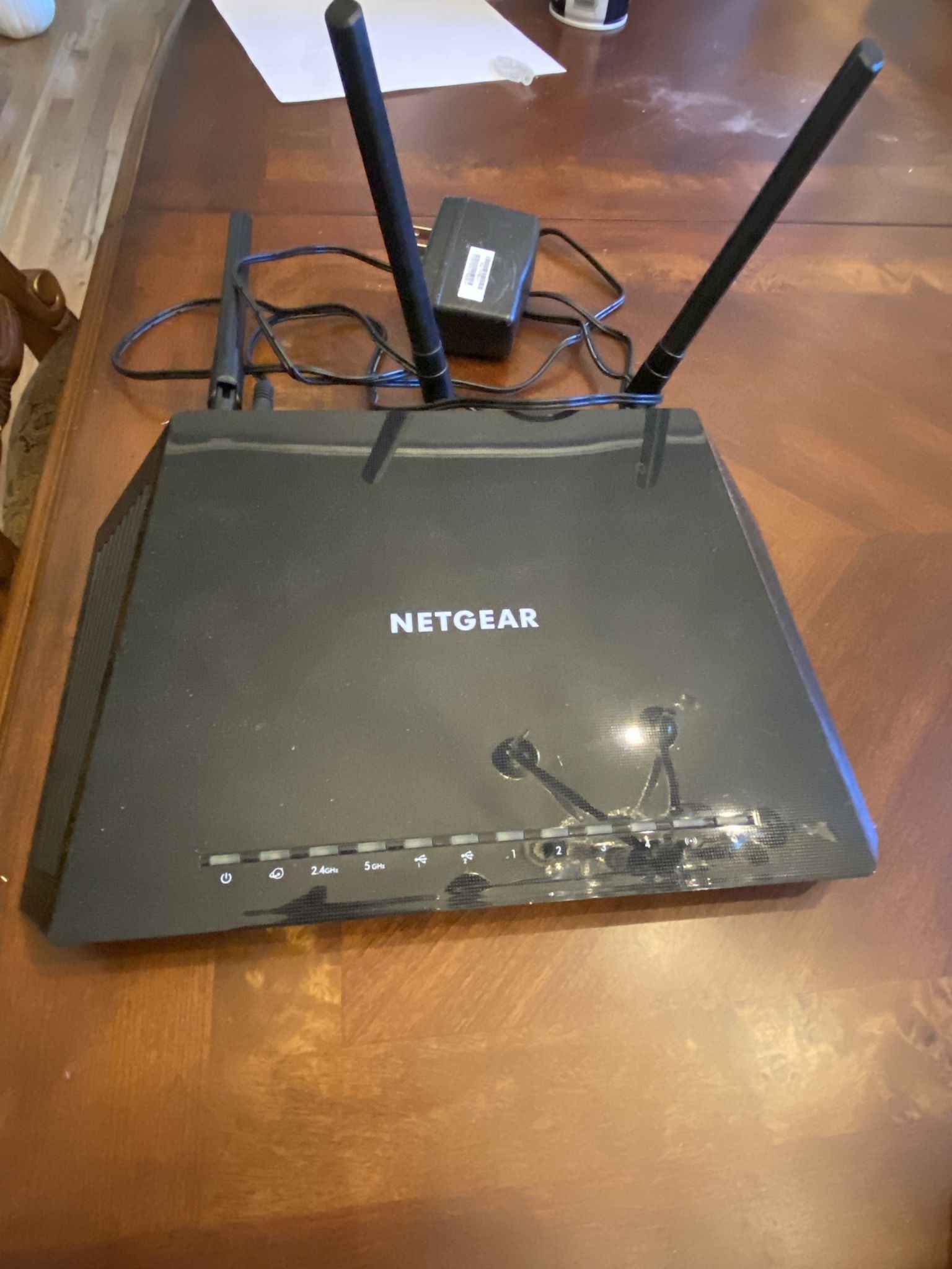 Netgear AC1750 Smart WiFi Router - Model R6400