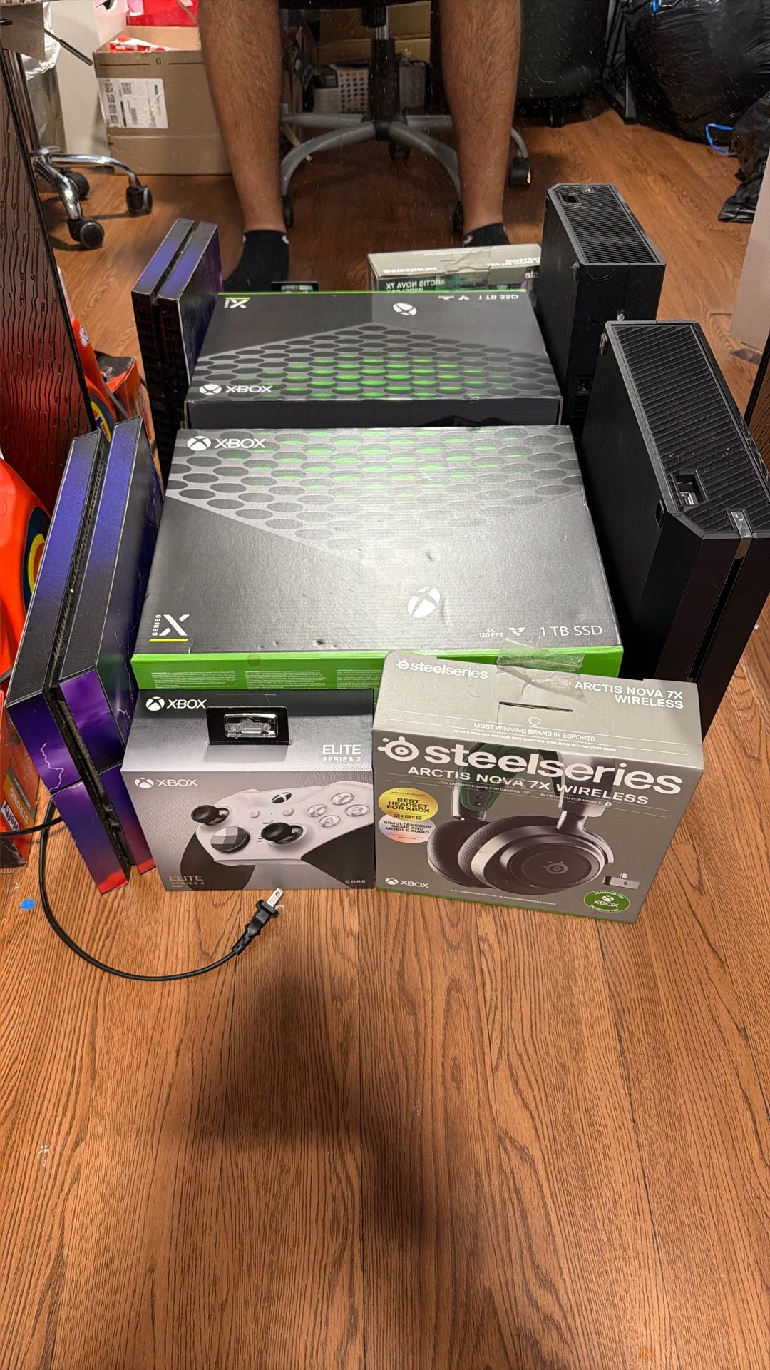 Whole Bundle Of Gaming Stuff 500 Flat