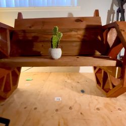 Woden Wagon Wheel Bench 