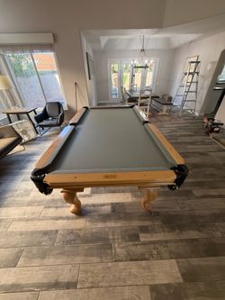 Pool table