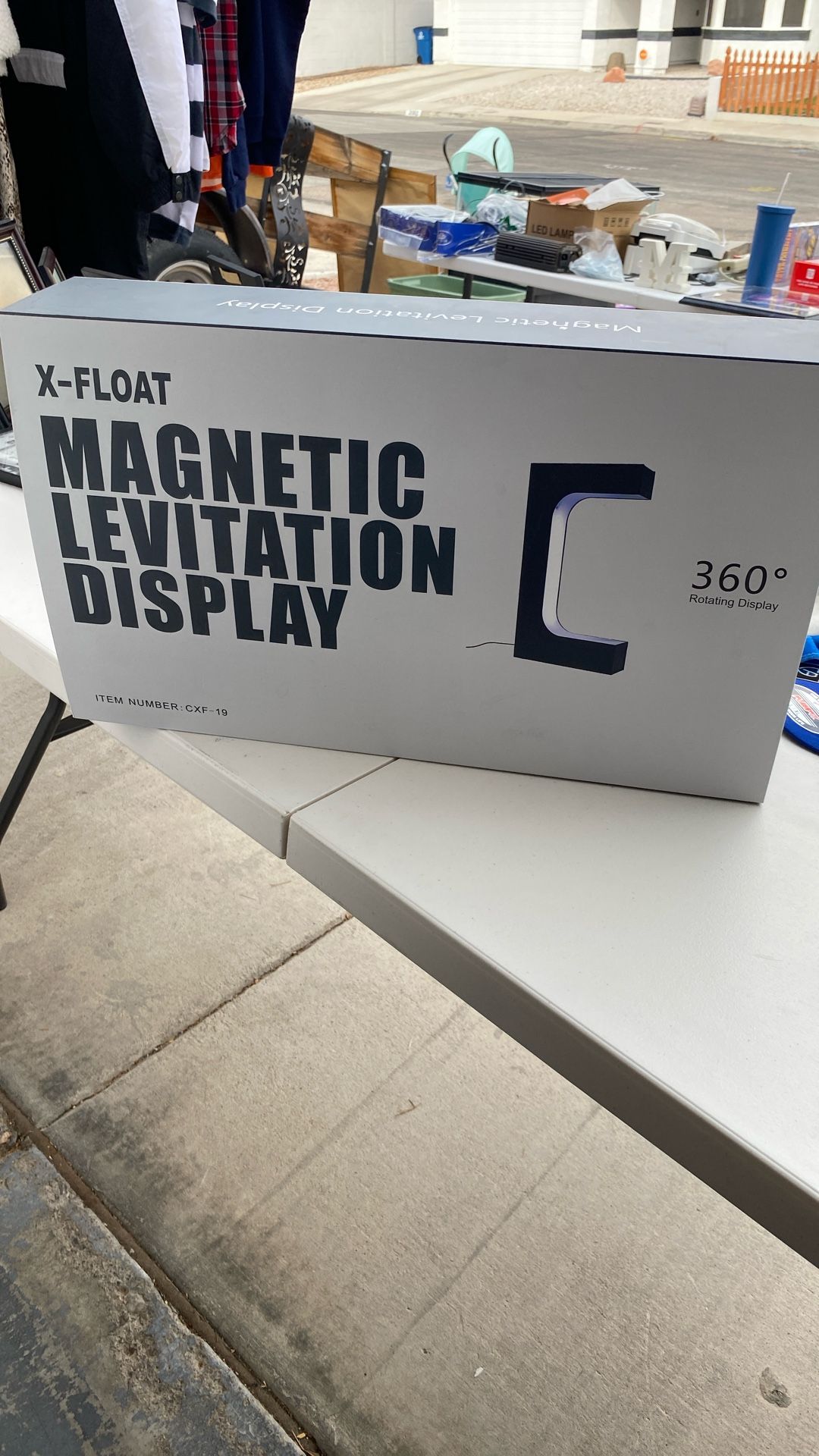 Magnetic Levitation Display