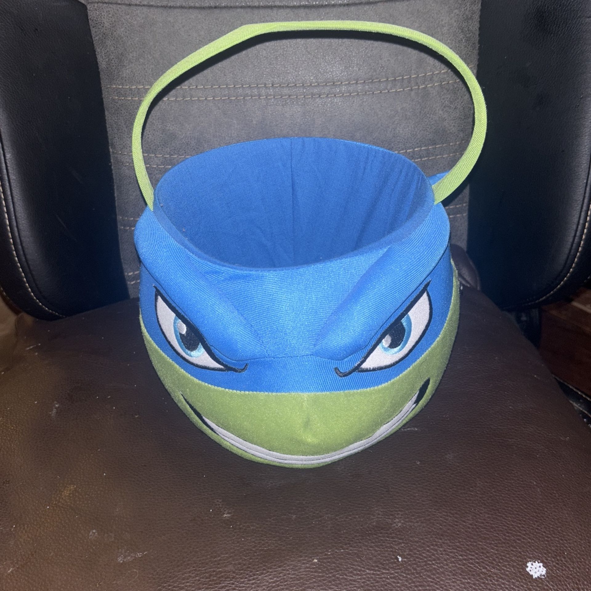 TEENAGE MUTANT NINJA TURTLES Leonardo Jumbo Plush Halloween Easter Basket