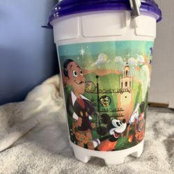 Disneyland Magic Key Popcorn Bucket $5