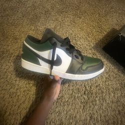 Jordan 1 (size 11)
