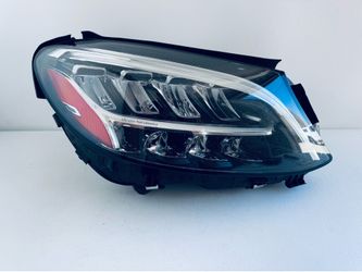 2019-2021 MERCEDES C-CLASS W205 RIGHT SIDE HEADLIGHT FUL LED OEM (5Pins) #379