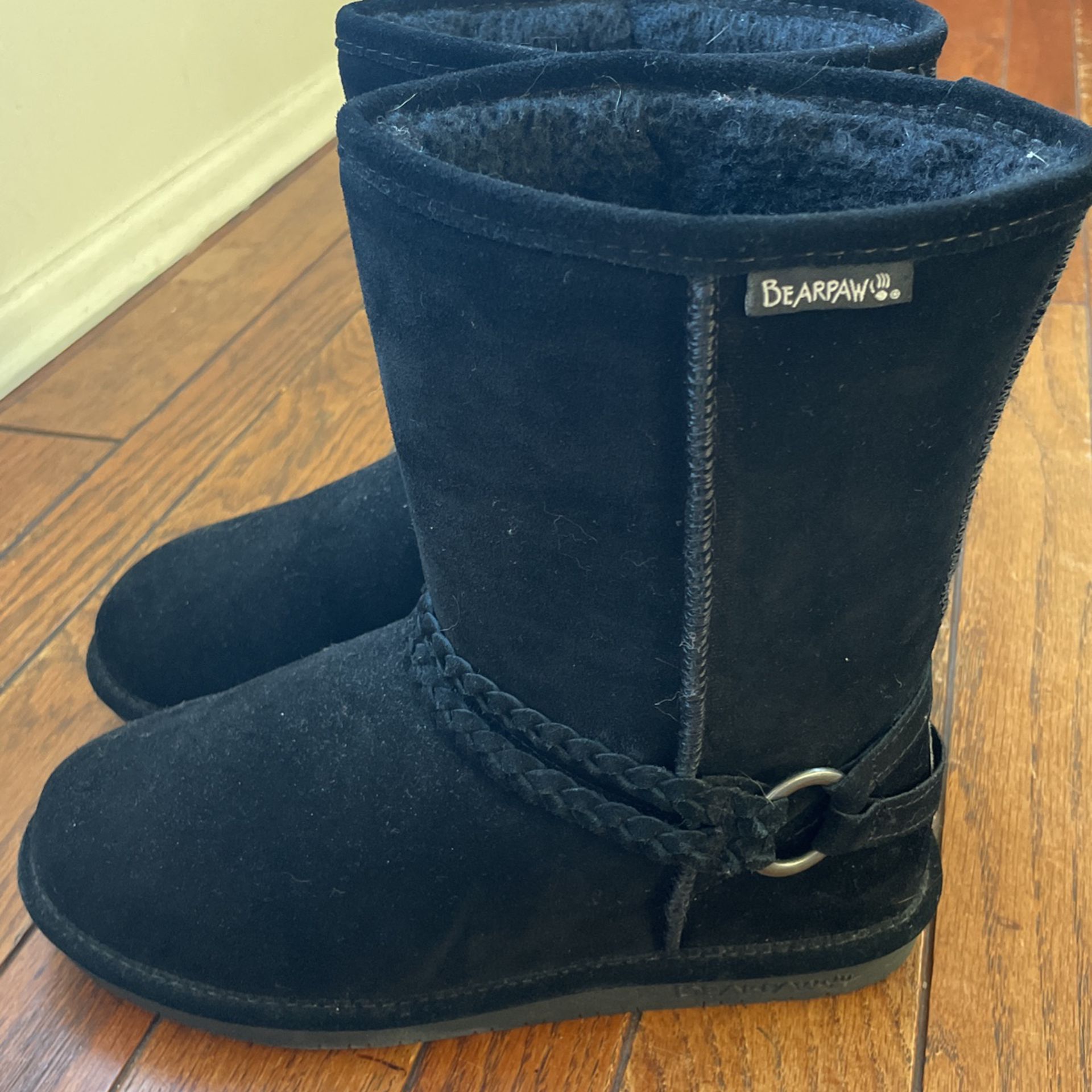 Bear paw Boots Size 10 