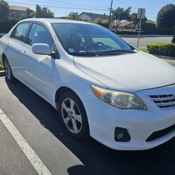 2013 Toyota Corolla LE Special Edition 