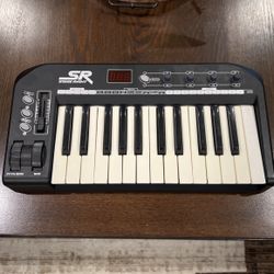 25 Key Midi Controller