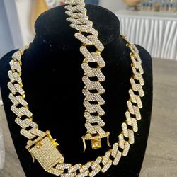 High Quality Icedout Cubic Zirconia Cuban Link Chain Choker 14K Gold and Rhodium Plated