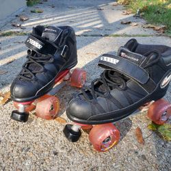 Mens Size 8 Reidell with Sure Grip Outdoor Wheels Very Lightly Used with New REDS Bearings N Sunlite Plates