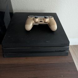 PS4 pro 1TB  w/ Controller