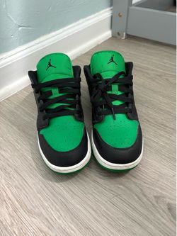 Air Jordan 1 black/ lucky green