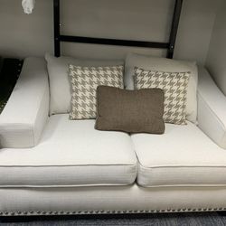 Sofas W/Studs🤩,MODERN STYLE ,BUY NOW PAY LATER‼️