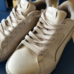 Women’s Puma’s 