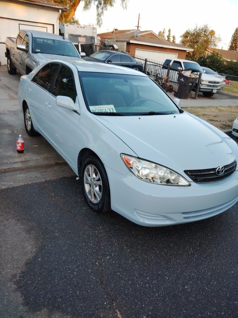 2004 Toyota Camry