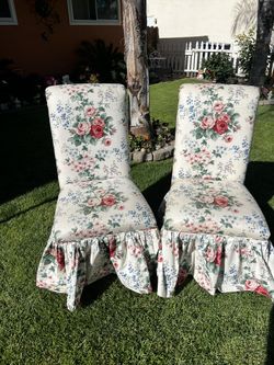 2 Beautiful Chairs