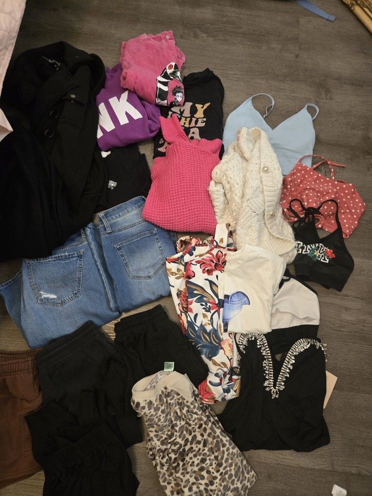 Womens Clothing Womens Bundle Womens Sports Bra Womens Shoes