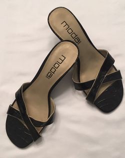 Ladies 7 1/2 7.5 Moda Black Sandals Heels