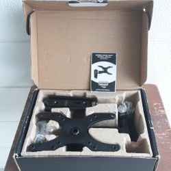 Strong Brand Universal Swivel Wall Mount TV Bracket