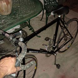 Pristine Schwinn paramount road bike