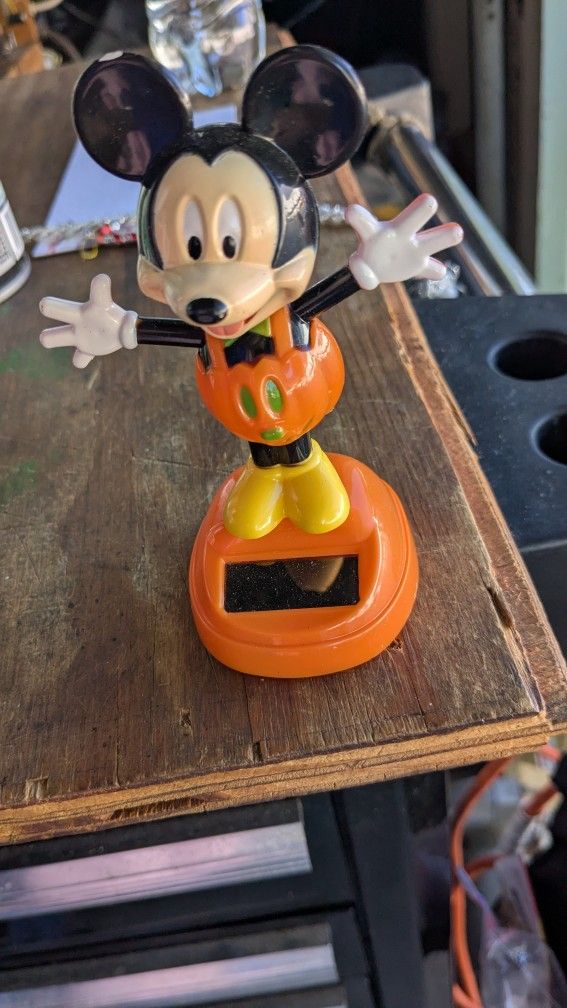 Solar Dancing Mickey