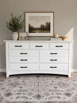 Solid wood white 7-drawer dresser