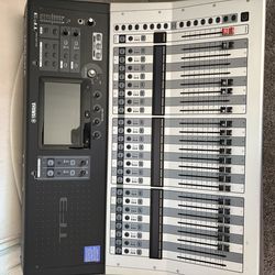 Yamaha TF3 digital mixing board