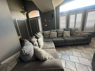 Couch sectional